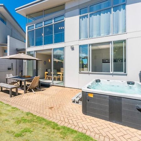 Lake Taupo Gem エクステリア 写真